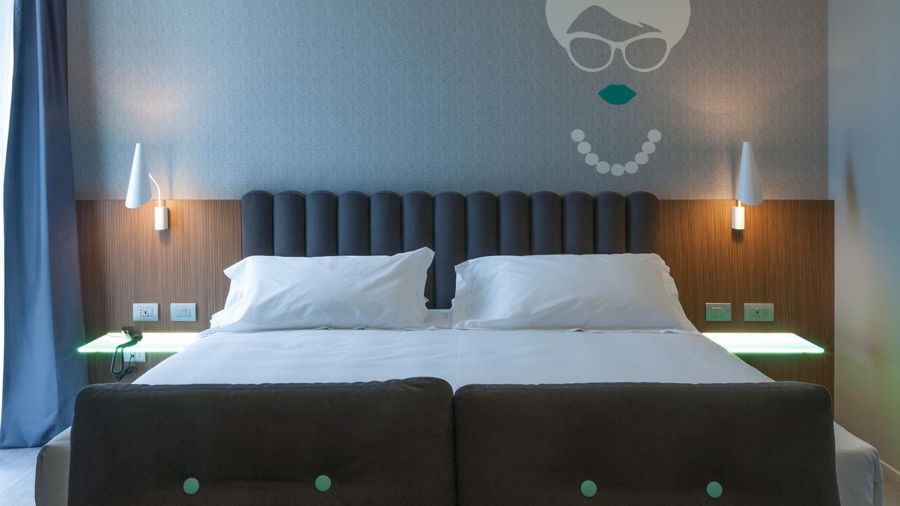 G Hotel Pescara Bagian luar foto